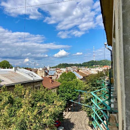 Valentine Apartment Lviv Eksteriør billede
