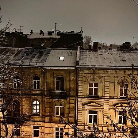 Valentine Apartment Lviv Eksteriør billede