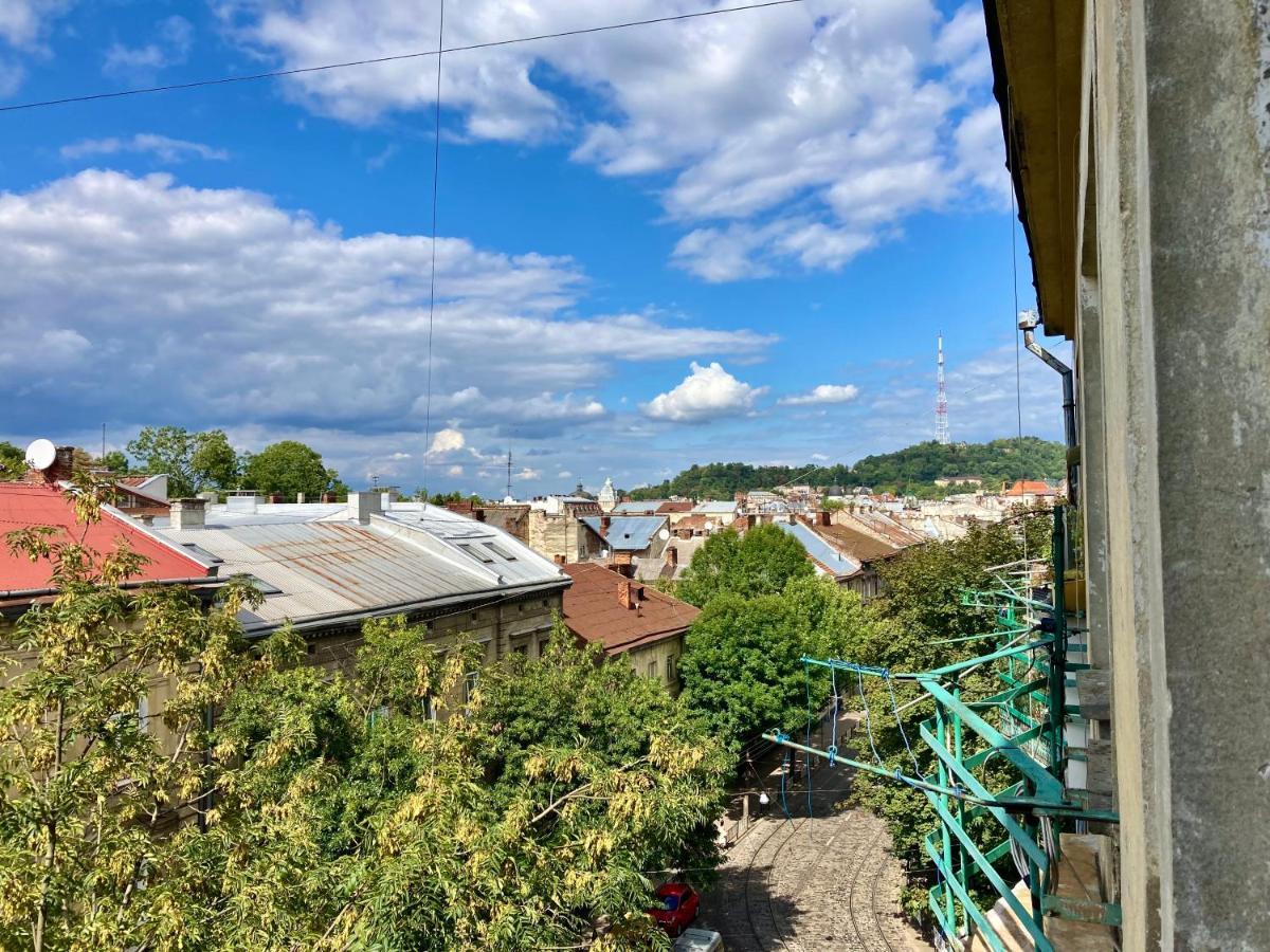 Valentine Apartment Lviv Eksteriør billede
