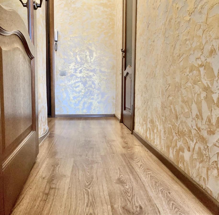 Valentine Apartment Lviv Eksteriør billede